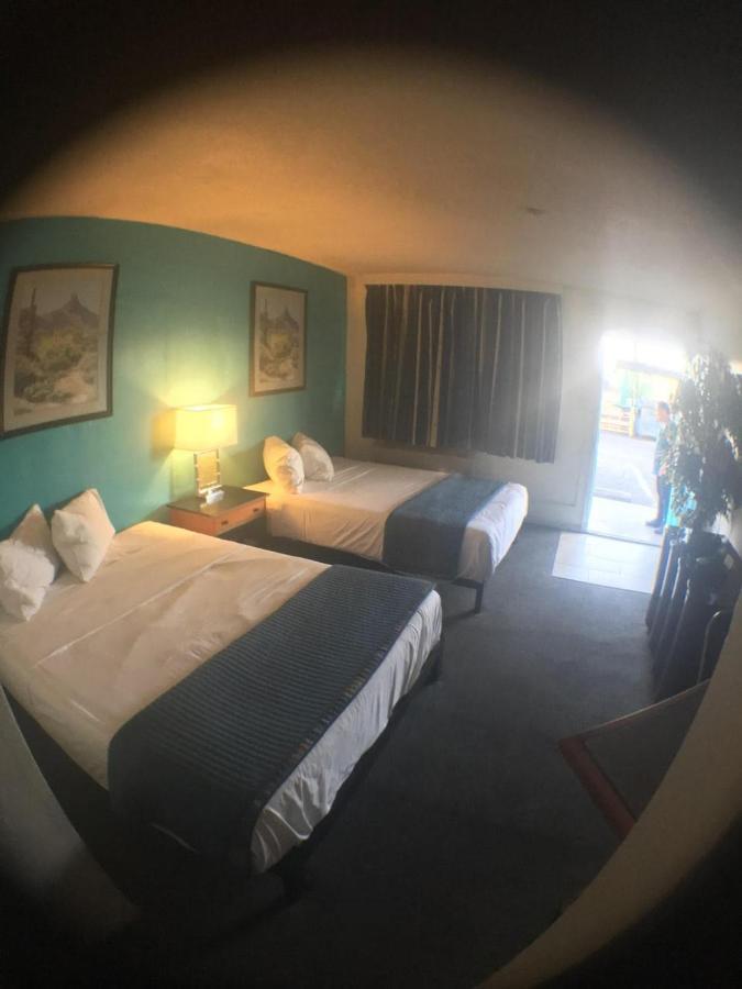 Desert Hills Motel Las Vegas Bagian luar foto
