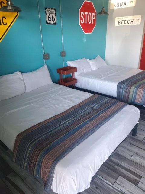 Desert Hills Motel Las Vegas Bagian luar foto