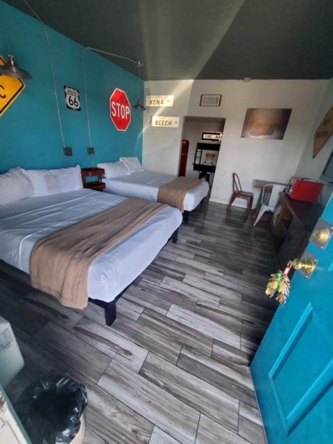 Desert Hills Motel Las Vegas Bagian luar foto
