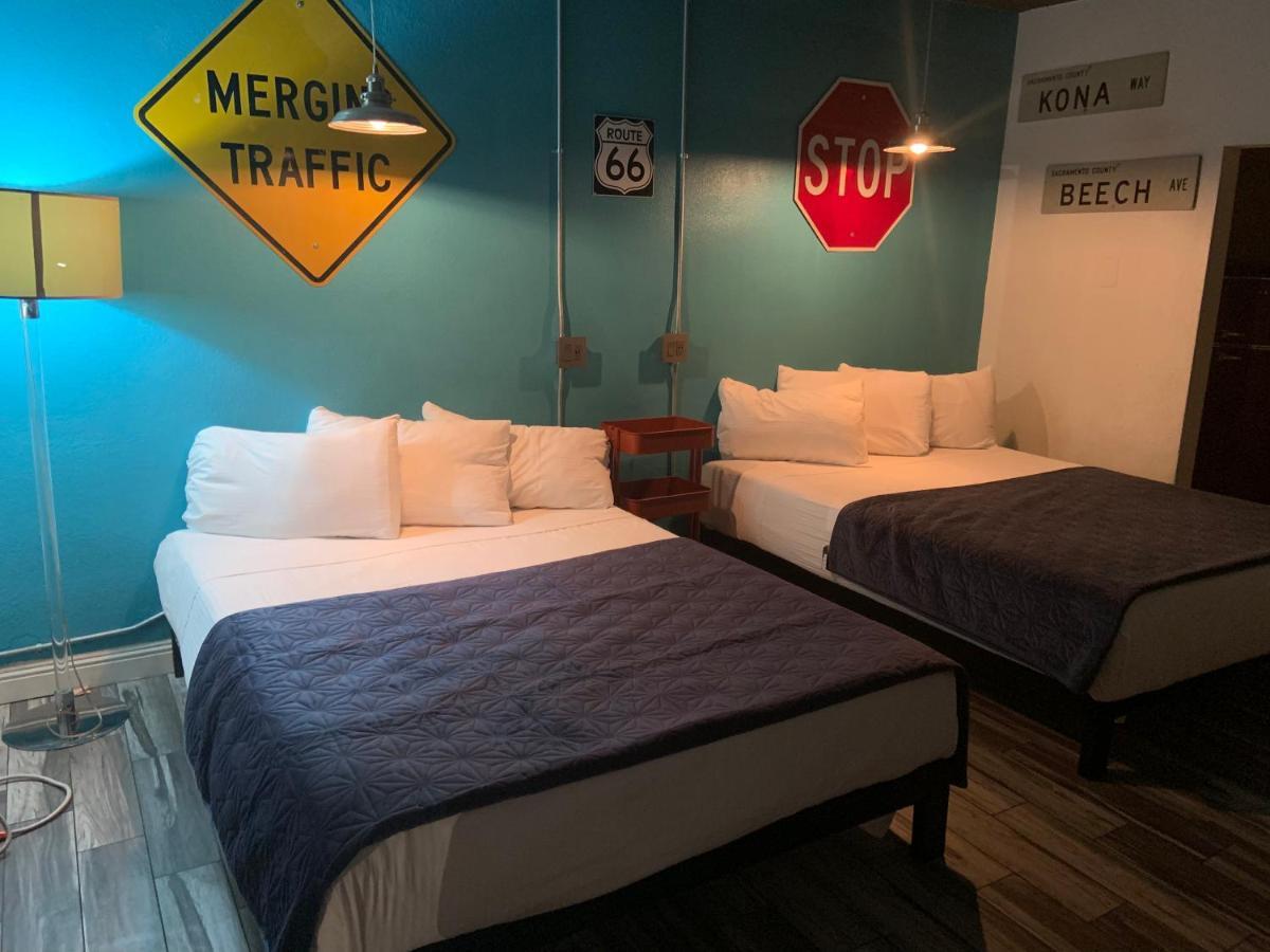 Desert Hills Motel Las Vegas Bagian luar foto
