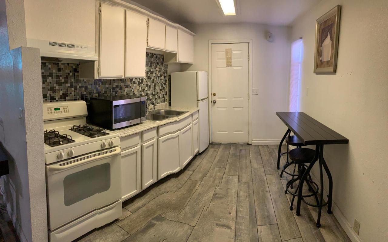 Desert Hills Motel Las Vegas Bagian luar foto
